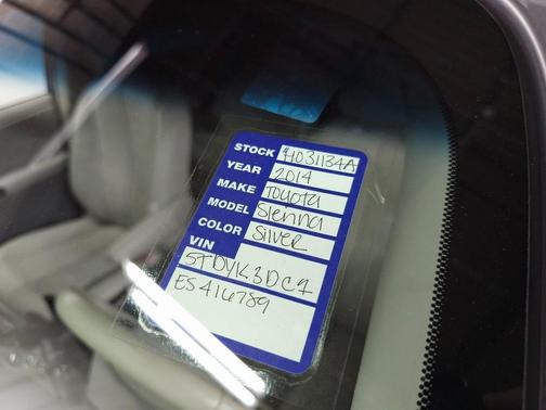 2014 Toyota Sienna XLE