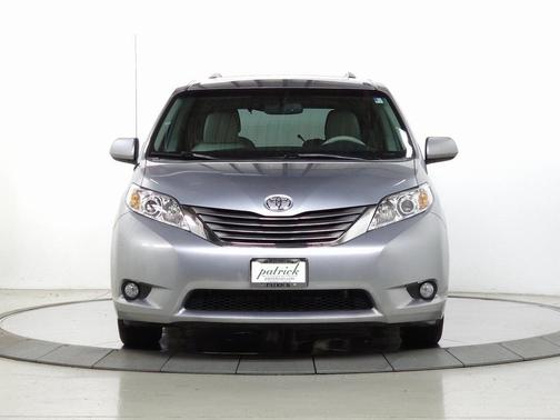 2014 Toyota Sienna L