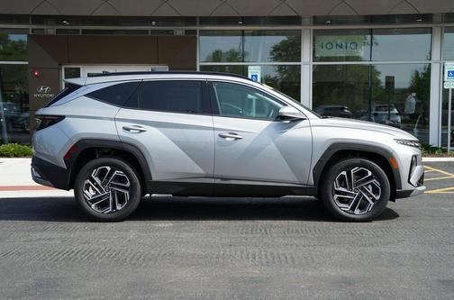 2025 Hyundai TUCSON Hybrid Limited