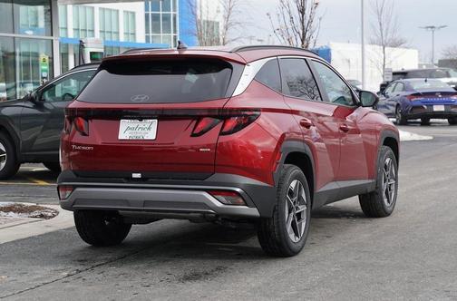 2026 Hyundai TUCSON SEL