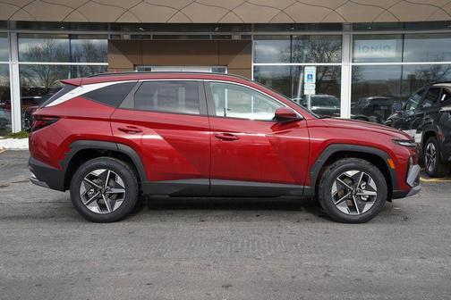 Red 2026 Hyundai TUCSON SEL