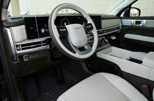 2025 Hyundai SANTA FE HEV Calligraphy