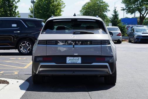 2025 Hyundai IONIQ 5 SEL