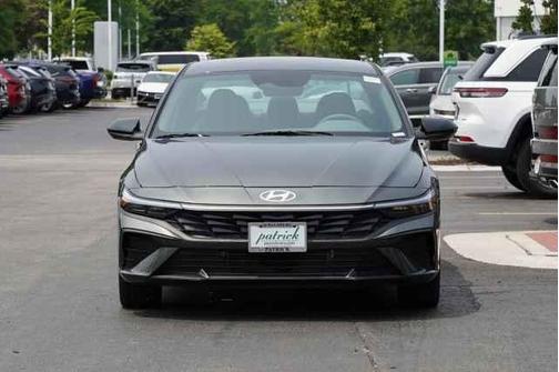 2025 Hyundai ELANTRA HEV SEL