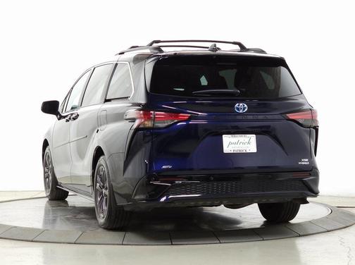 2024 Toyota Sienna XSE 7 Passenger