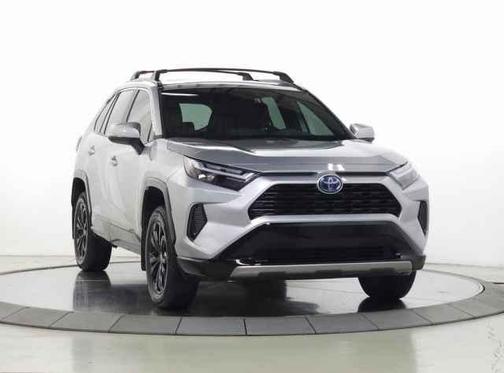 2024 Toyota RAV4 Hybrid SE
