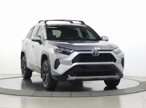 2024 Toyota RAV4 Hybrid SE