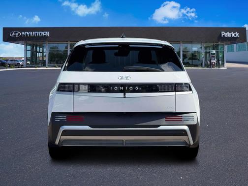 2026 Hyundai IONIQ 5 SEL