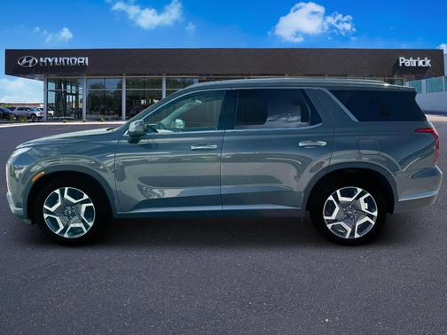 2025 Hyundai PALISADE SEL Premium