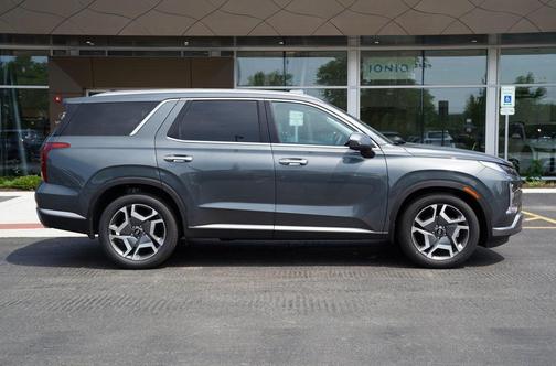 2025 Hyundai PALISADE SEL Premium