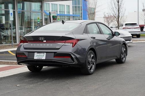 2025 Hyundai ELANTRA HEV Limited