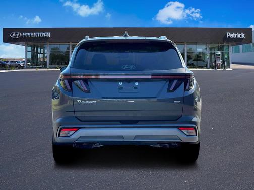 2026 Hyundai TUCSON SEL Premium