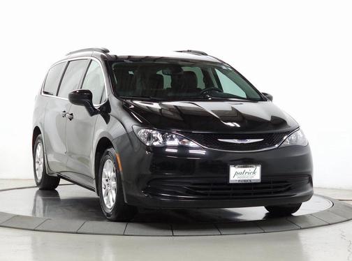 2020 Chrysler Voyager LXI