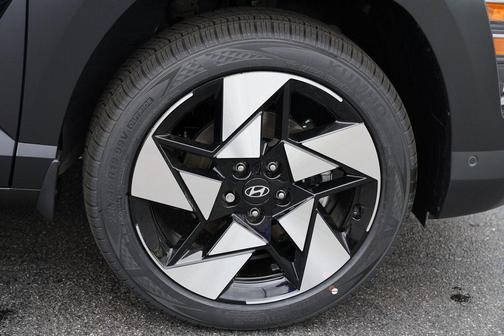 2025 Hyundai KONA Limited