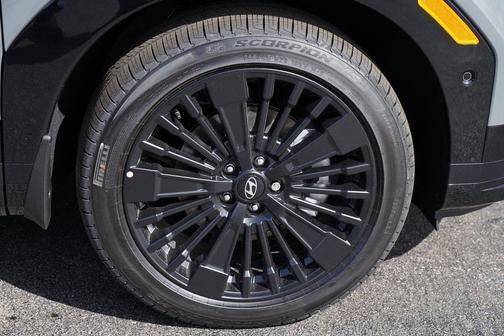 2025 Hyundai SANTA FE HEV Calligraphy