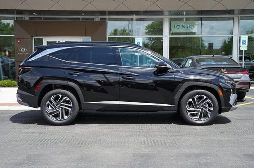 2025 Hyundai TUCSON Hybrid Limited