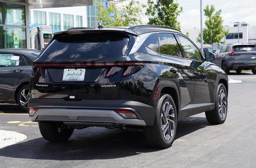 2025 Hyundai TUCSON Hybrid Limited
