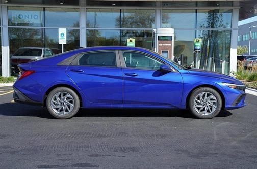 2025 Hyundai ELANTRA HEV Blue