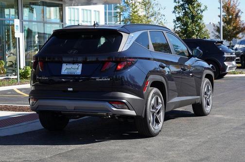 2026 Hyundai TUCSON Hybrid SEL