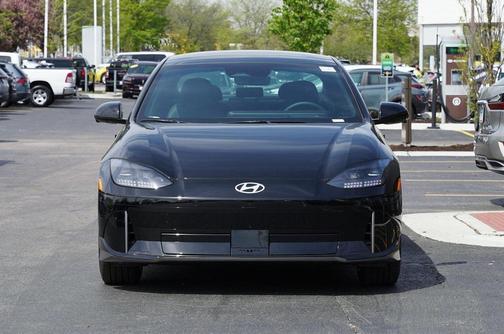 2025 Hyundai IONIQ 6 Limited