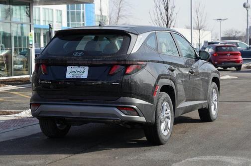 2026 Hyundai TUCSON SE