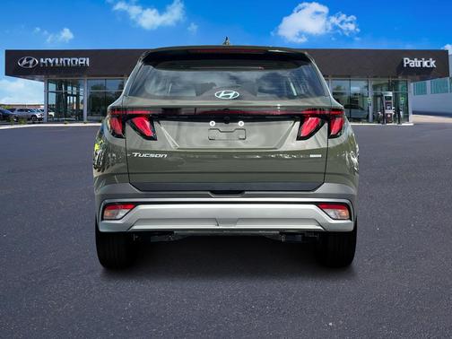 2025 Hyundai TUCSON SE