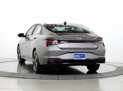 2022 Hyundai ELANTRA HEV Limited