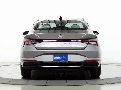 2022 Hyundai ELANTRA HEV Limited