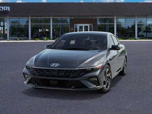 2025 Hyundai ELANTRA HEV SEL