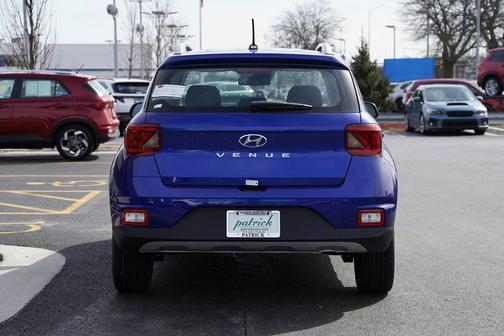 2025 Hyundai VENUE SEL