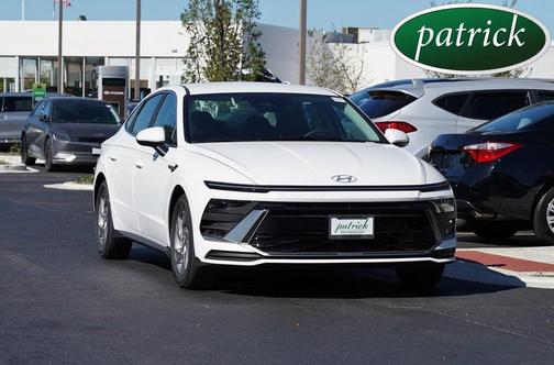 2025 Hyundai SONATA SE