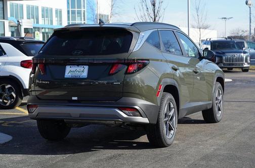 2026 Hyundai TUCSON SEL