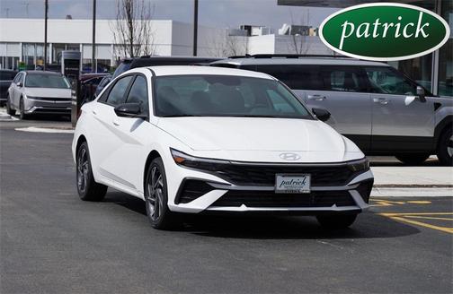 2025 Hyundai ELANTRA HEV SEL