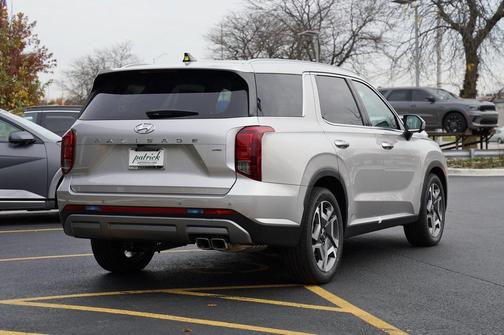 2025 Hyundai PALISADE SEL Premium