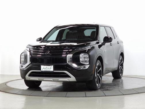 2024 Mitsubishi Outlander PHEV SE