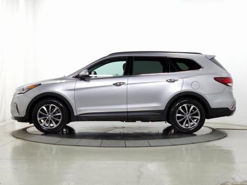 2018 Hyundai SANTA FE SE