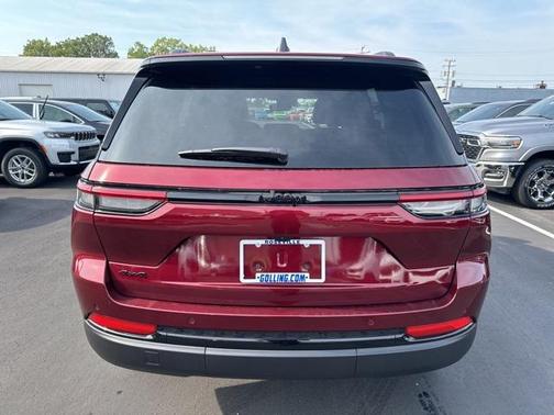 2024 Jeep Grand Cherokee Altitude