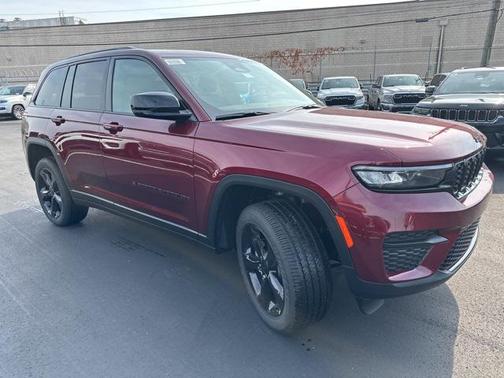 2024 Jeep Grand Cherokee Altitude