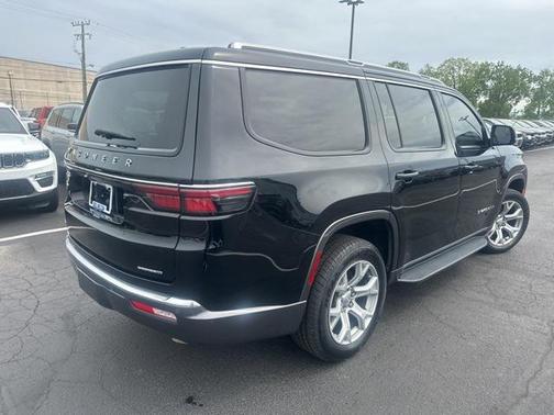 2022 Jeep Wagoneer Series II 4x4