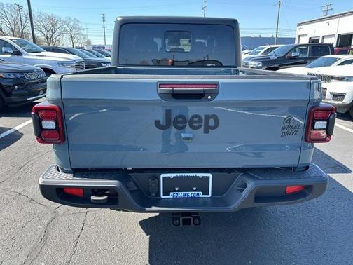 2024 Jeep Gladiator Willys