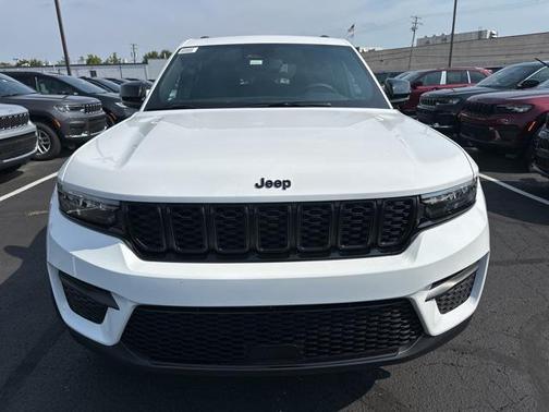2024 Jeep Grand Cherokee Altitude