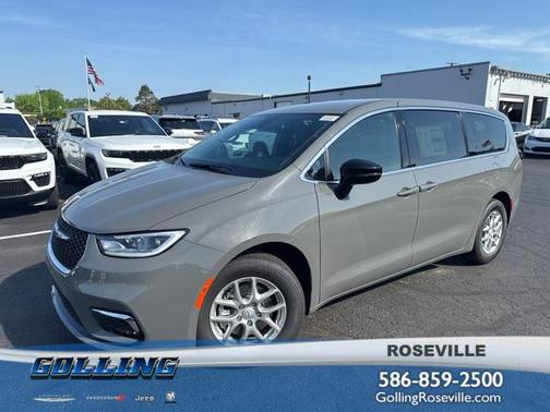 2025 Chrysler Pacifica L