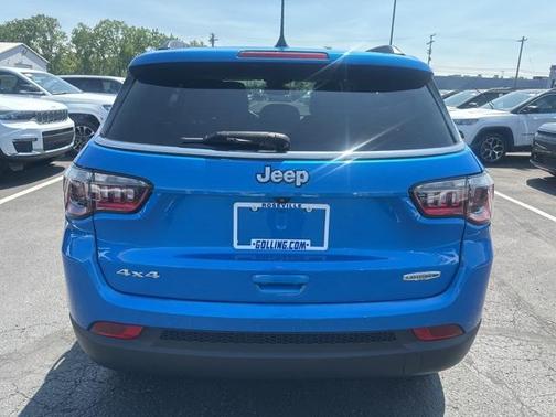 2022 Jeep Compass Latitude Lux