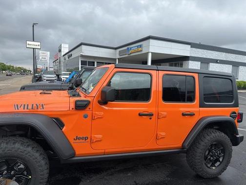 2025 Jeep Wrangler 4xe Willys