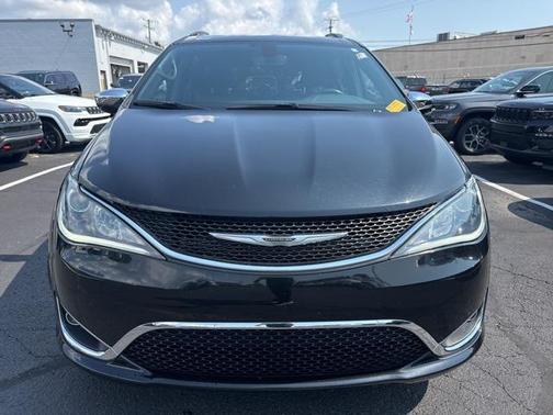 2020 Chrysler Pacifica Limited