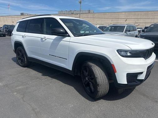 2023 Jeep Grand Cherokee L Altitude