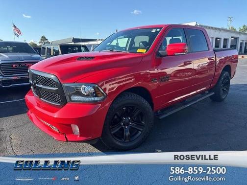 2017 RAM 1500 Night Crew Cab 4x4 57' Box