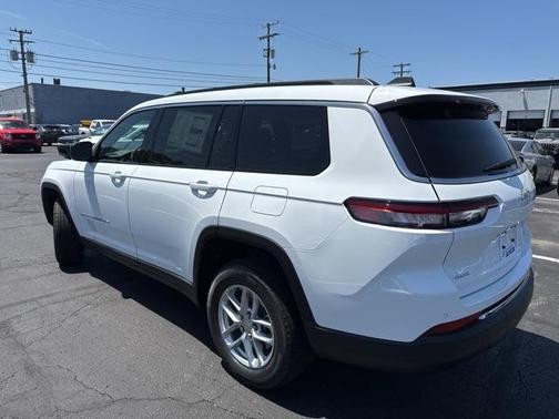 2025 Jeep Grand Cherokee L Laredo