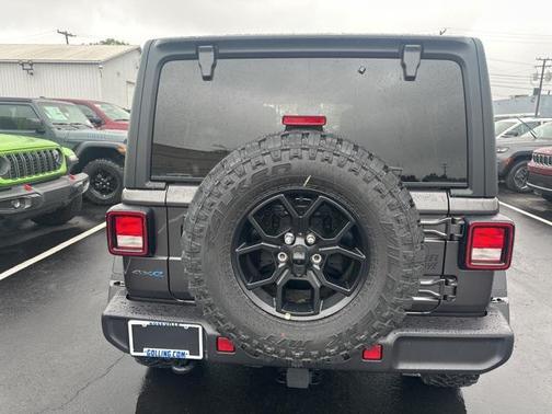 2025 Jeep Wrangler 4xe Willys