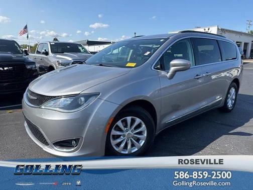 2017 Chrysler Pacifica Touring-L
